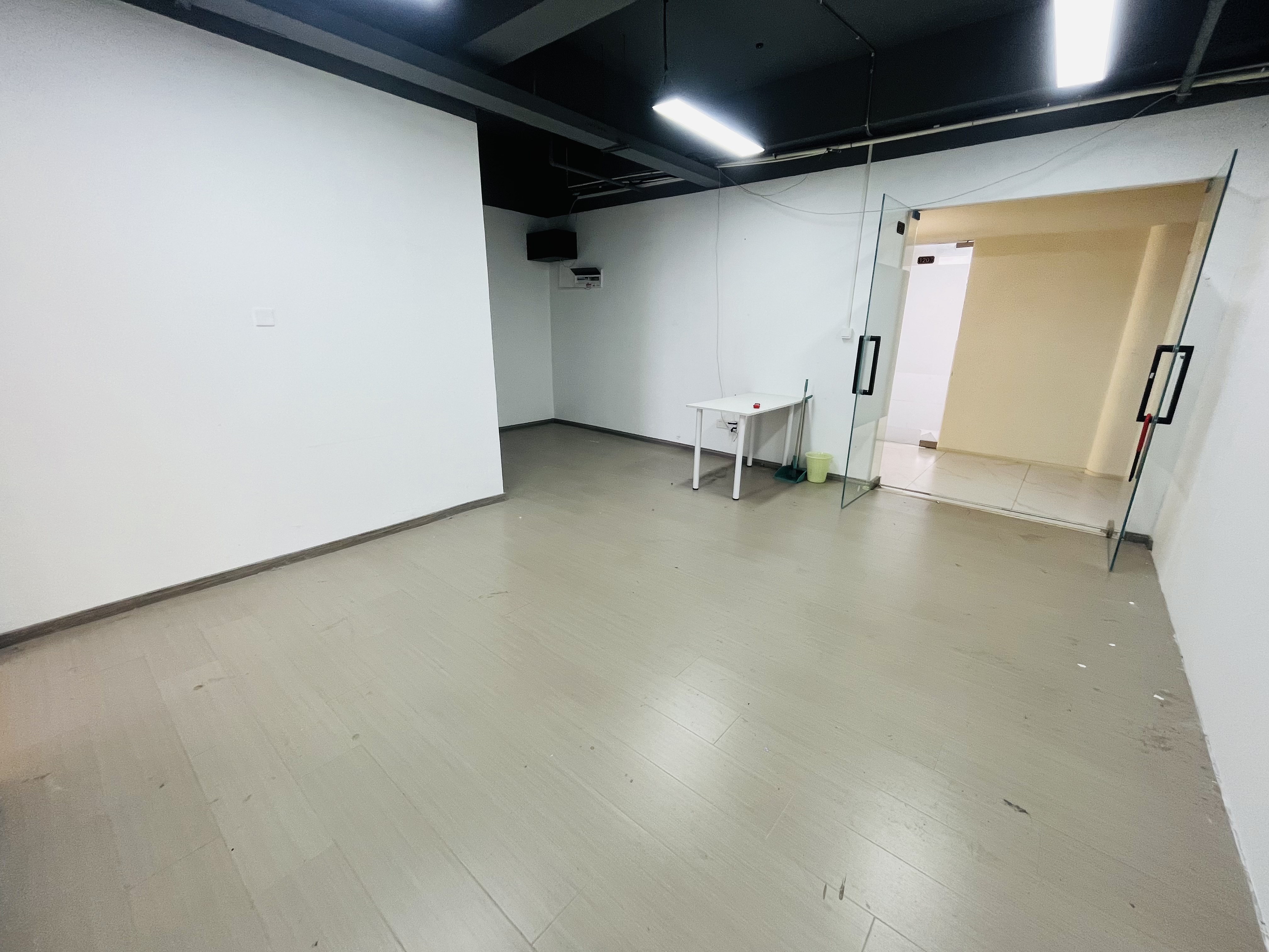 赢顺大厦