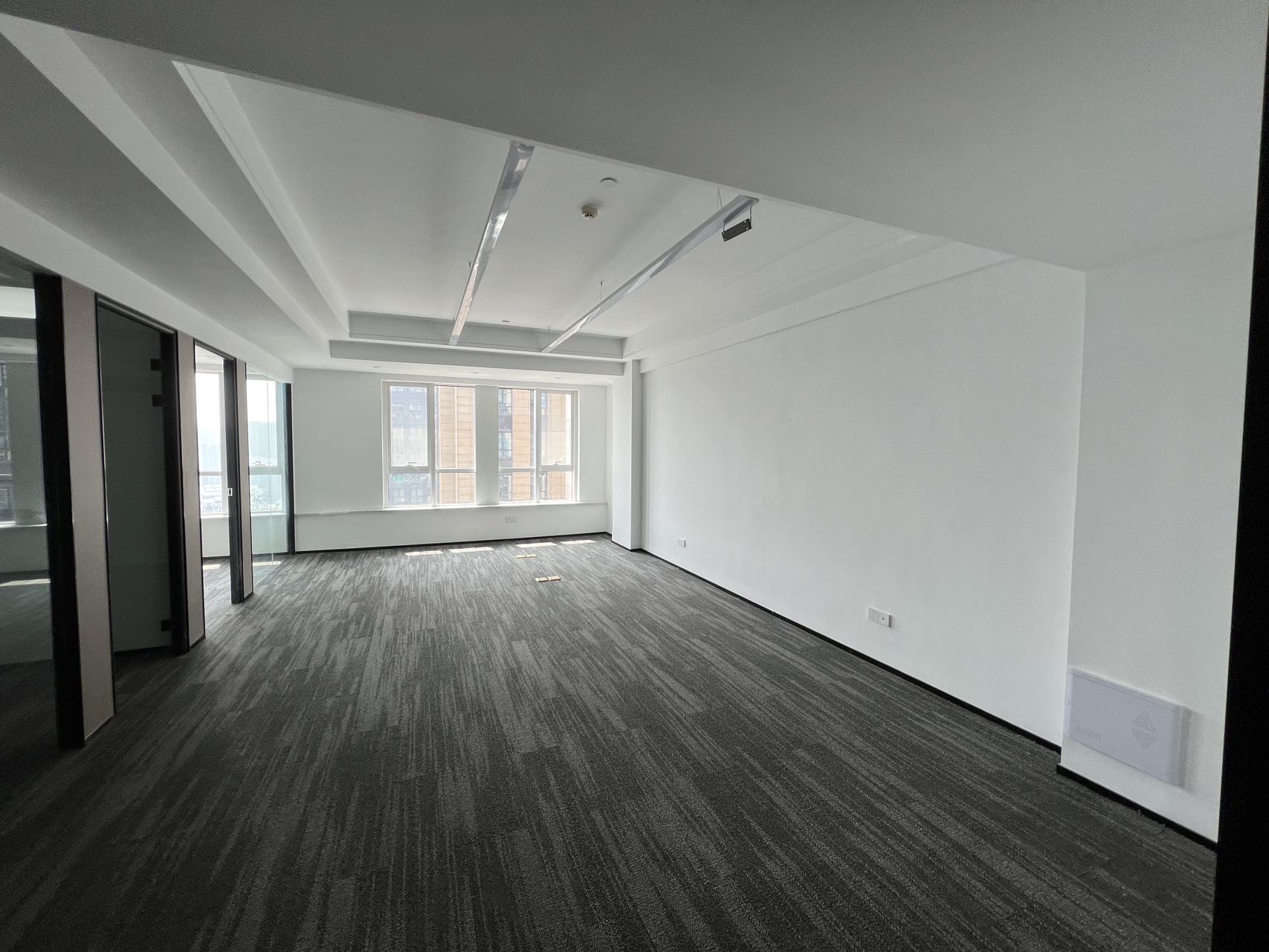 佰富时代中心广场