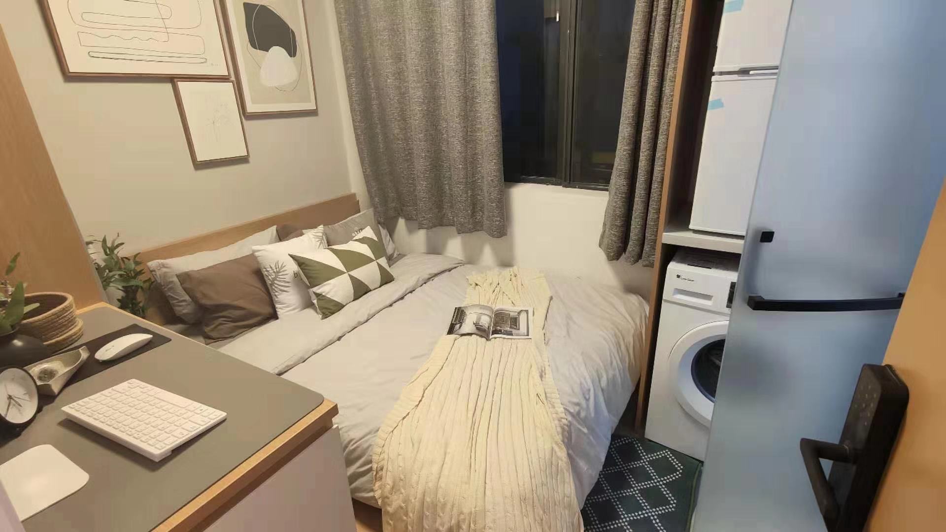 瓜山东苑七店一室