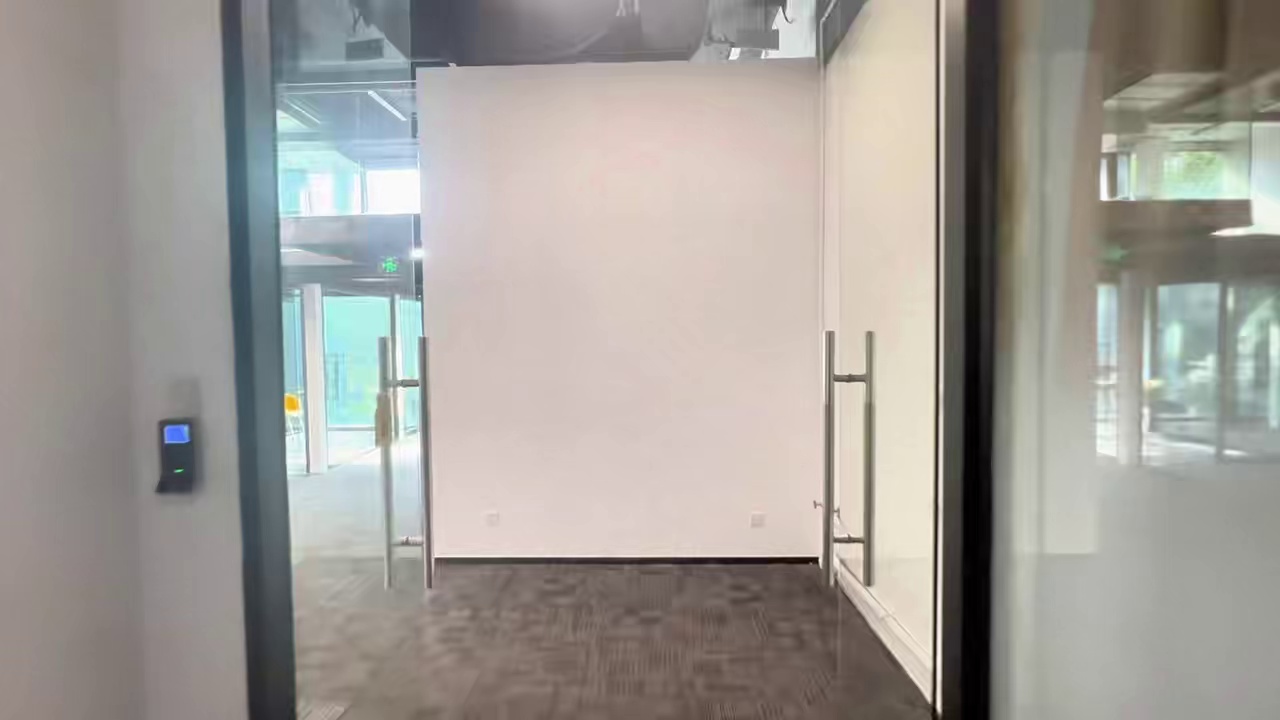 东站旁精装Loft花园办公