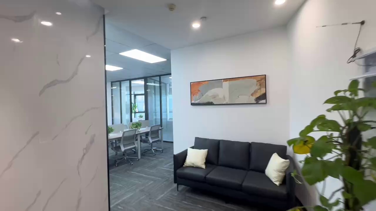 西溪银泰4+20个工位 精装修带办公家具 拎包办公 特价出租